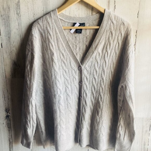 NWOT C by Bloomingdale's 100% Cashmere Grandpa Cardigan M Cable Knit Gray - Picture 2 of 12